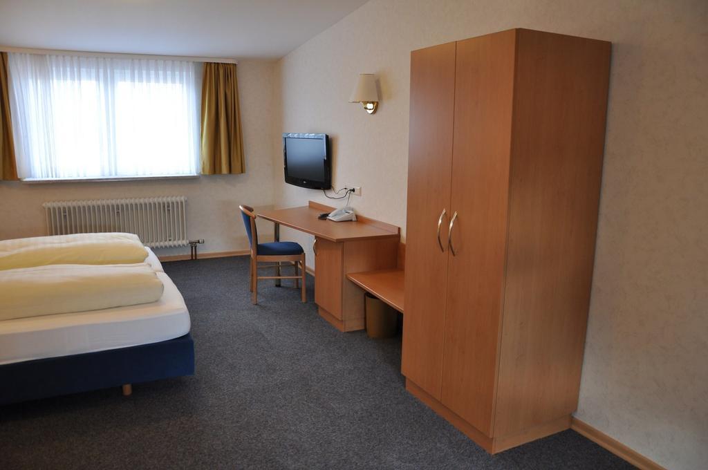 Hotel Buergerhof Homburg  Szoba fotó